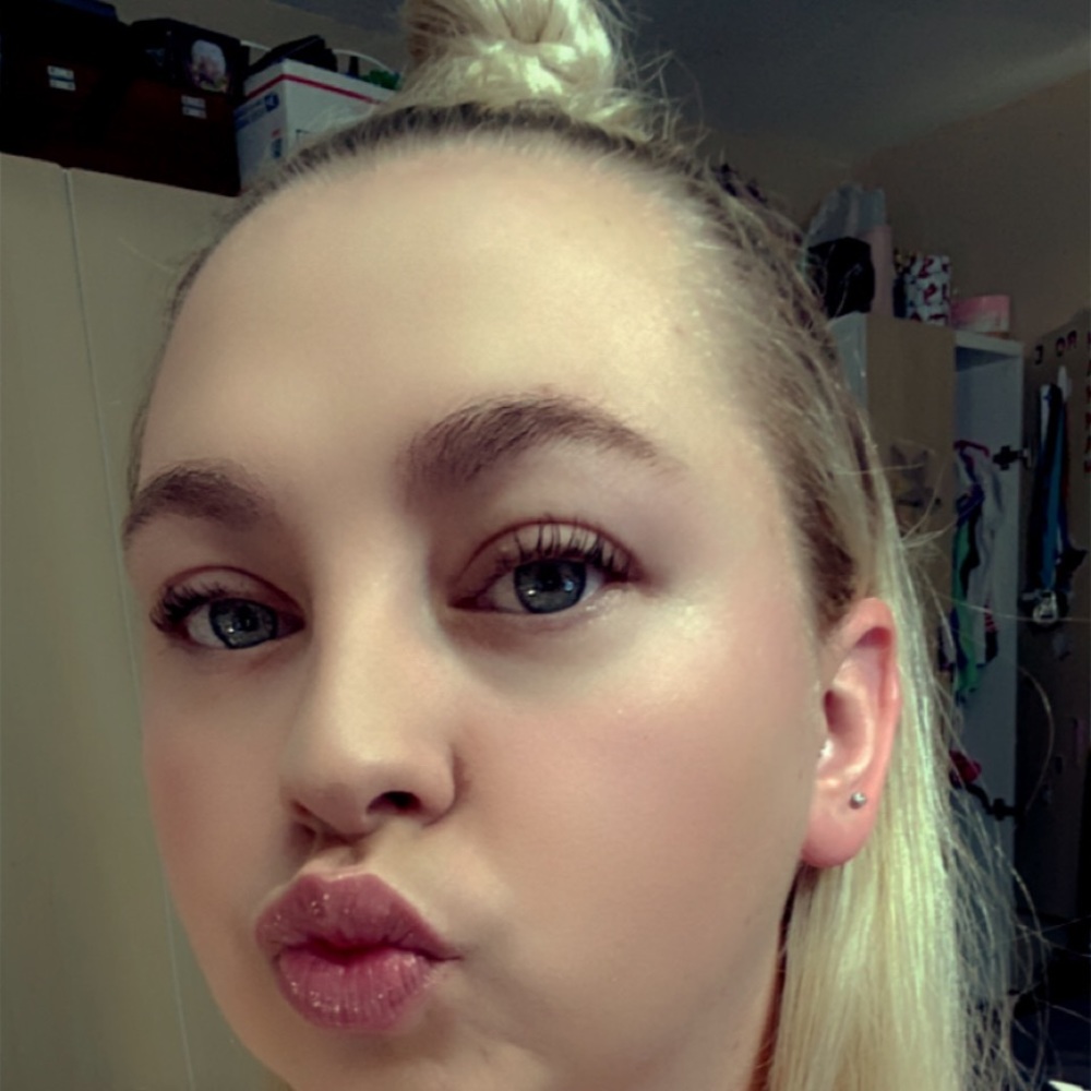 Meet your Posher, Kaitlyn